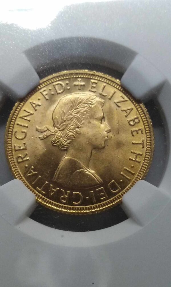 1959 sovereign NGC MS66 - Image 3