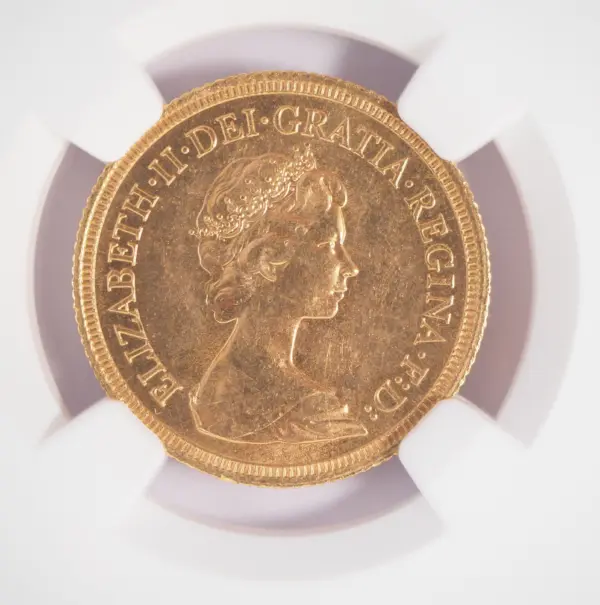 ☆価格上昇中☆1963年ヤングヤングソブリン金貨　NGC MS 64 1963年 イギリス ソブリン金貨 ヤングヤングエリザベス NGC MS64