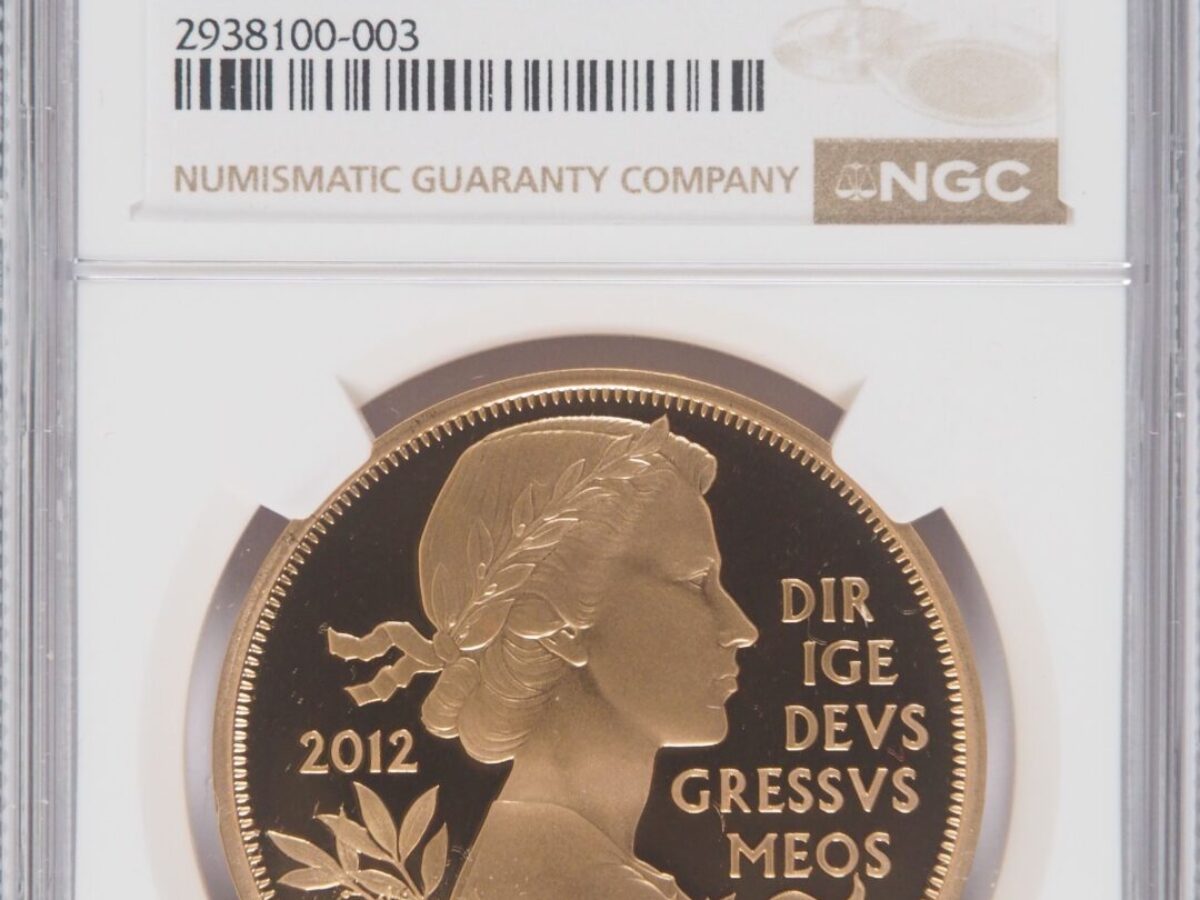 2012年ダイヤモンドジュビリー(ヤングヤング)5ポンド金貨 NGC PF70UC