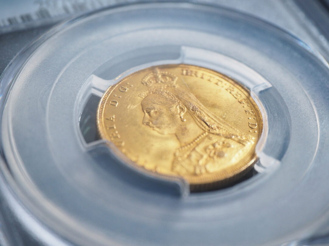 ジュビリーヘッドソブリン金貨斜め