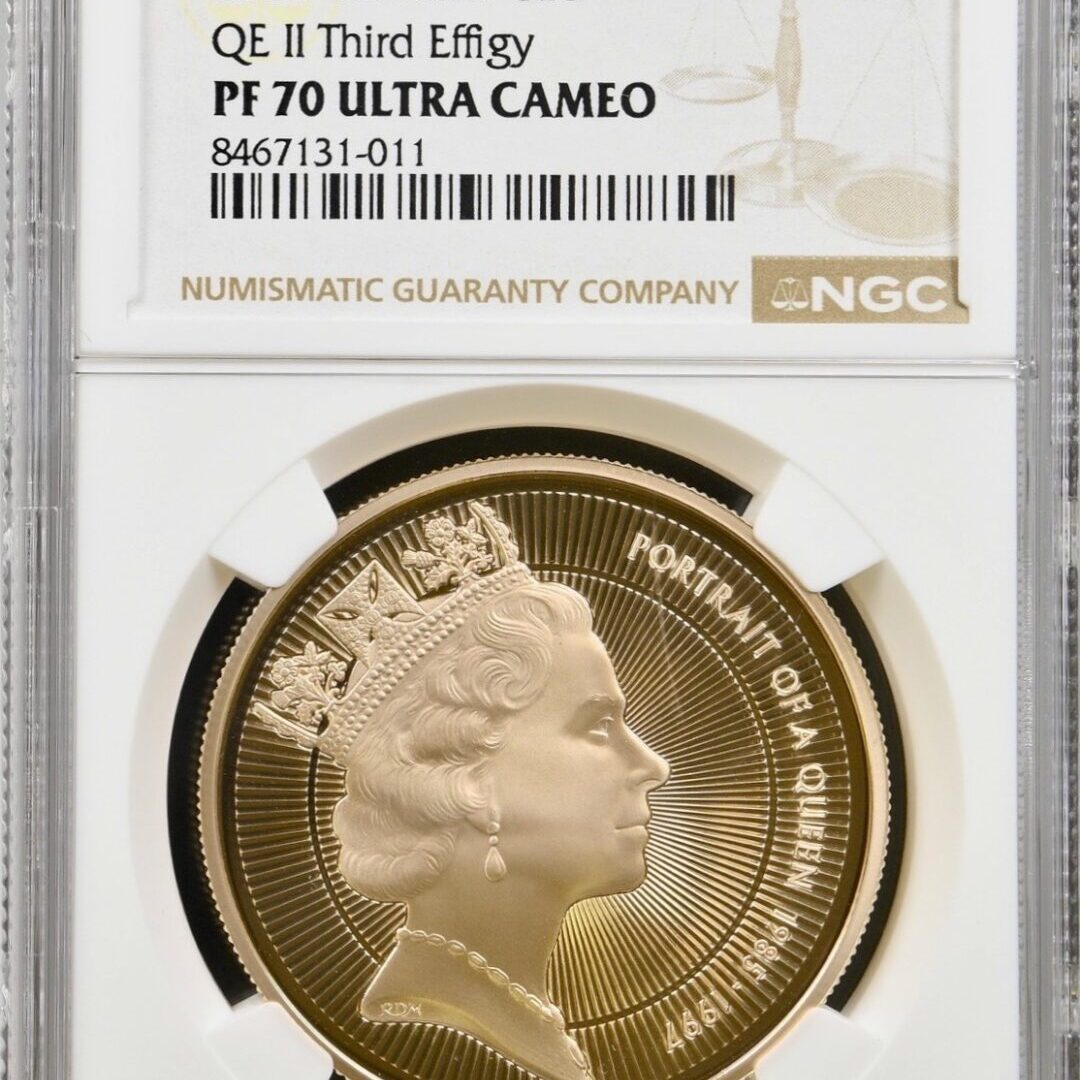 2026年 イギリス エリザベス2世 5ポンド金貨 第3肖像 NGC PF70 UC
