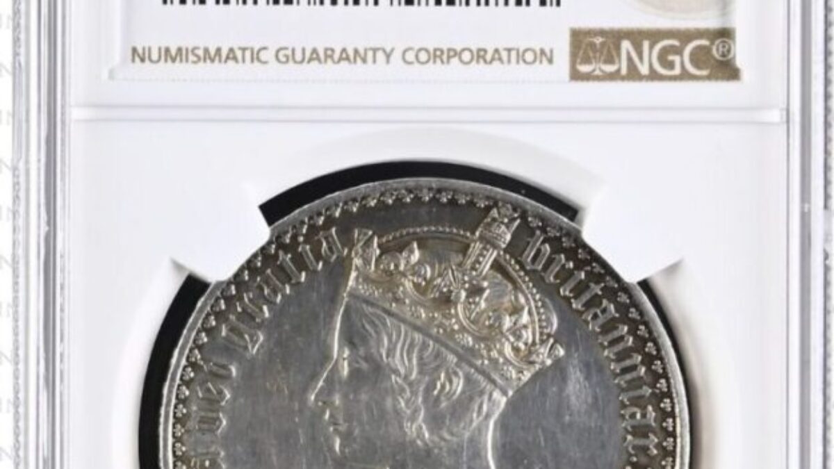 1847年ヴィクトリアゴシッククラウン銀貨 NGC Cleaned - ソブリンハブ